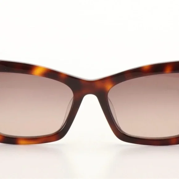 MCM Cat Eye Tortoise Shell Sunglasses - Picture 3 of 7